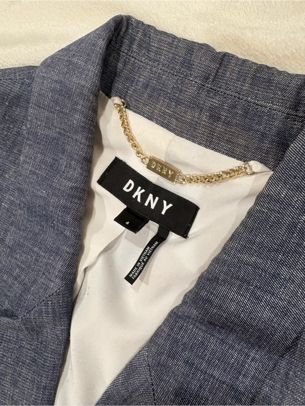 DKNY Women's Blazer Size 4
